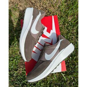 10 MEN’S NIKE WAFFLE NAV BROWN / WHITE FJ4195-201 SNEAKERS SPORTSWEAR